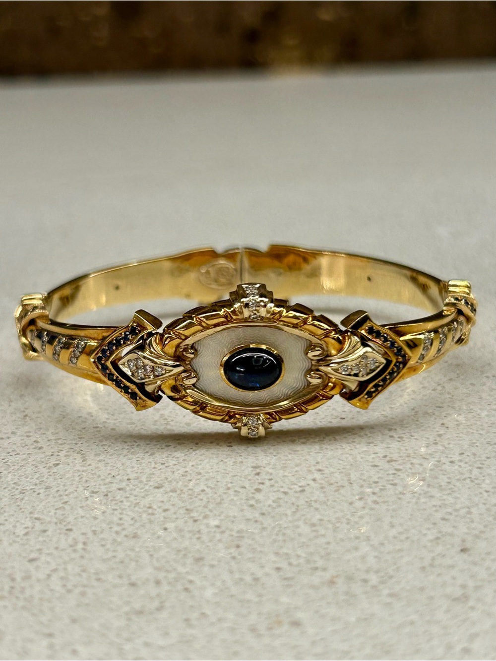 20th Century Vintage Gem-Set Bangle